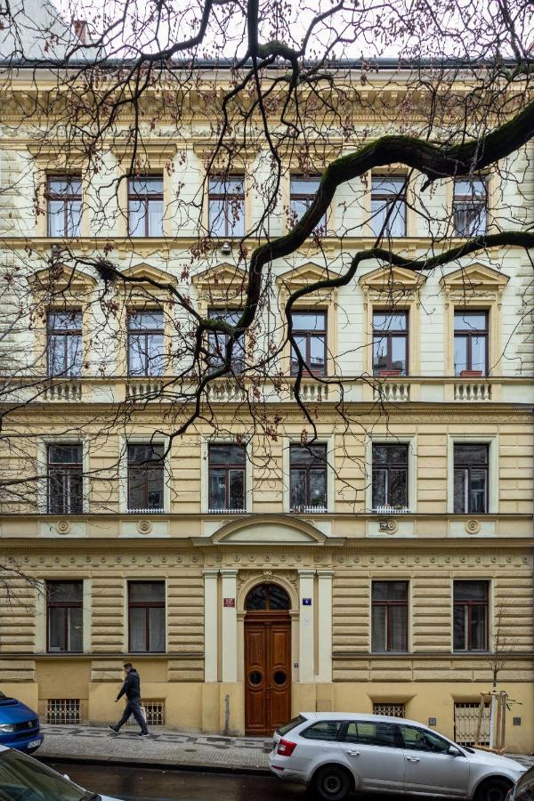 Апартаменты Welcoming Flat In Vinohrady By Prague Days Экстерьер фото